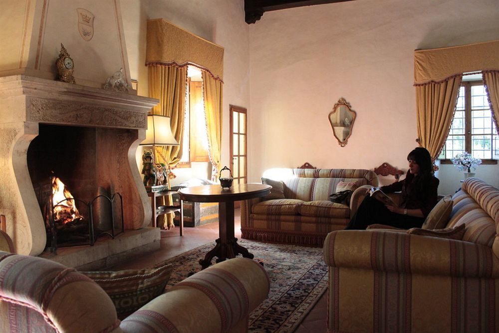 ホテルCastello Di Tavolese チェルタルド エクステリア 写真