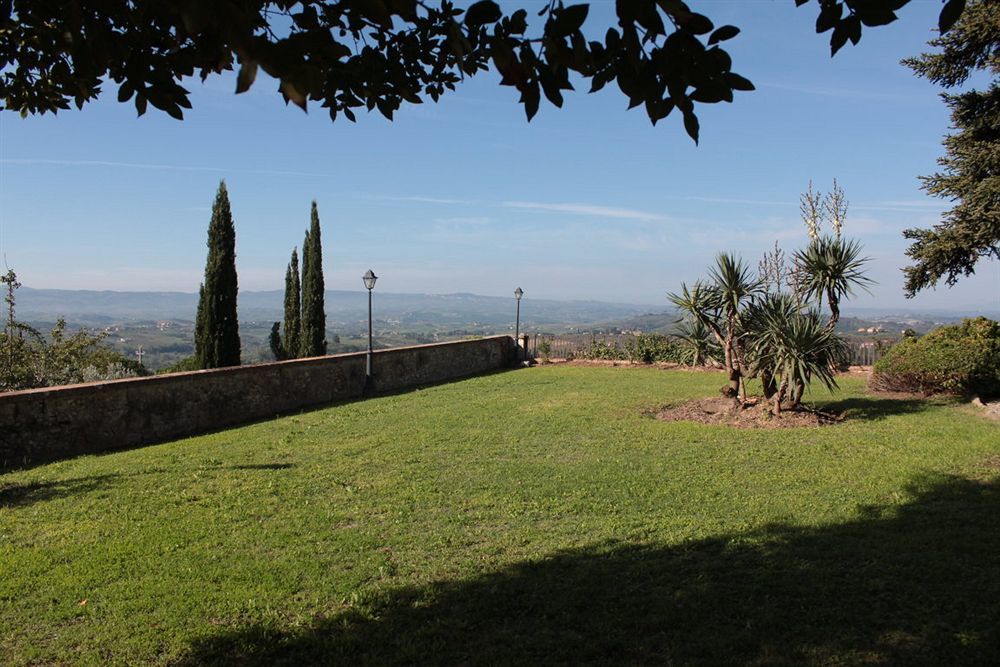 ホテルCastello Di Tavolese チェルタルド エクステリア 写真